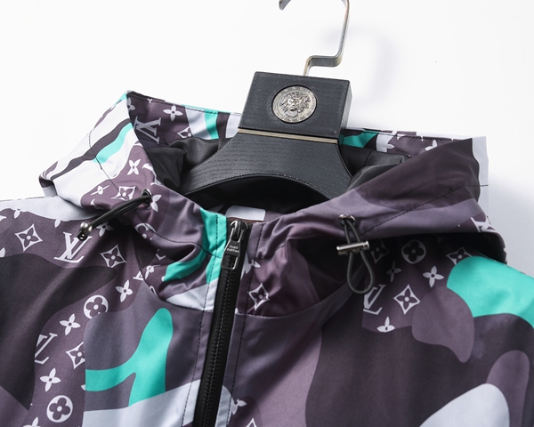 ブランドジャケット側面デザイン